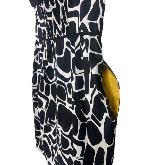 Harold's Retro Giraffe Animal Print black and white one-shoulder dress Size 10 - Picture 3 of 6